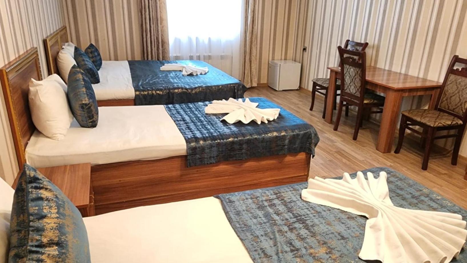 Ariva Center Hotel Xetai Баку Екстериор снимка