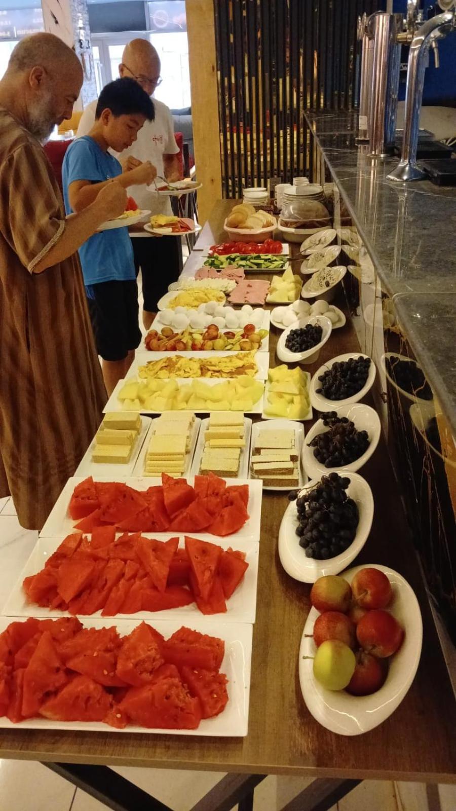 Ariva Center Hotel Xetai Баку Екстериор снимка